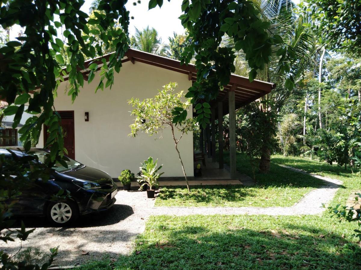 Sky Residencies Apartment Hikkaduwa Exterior photo