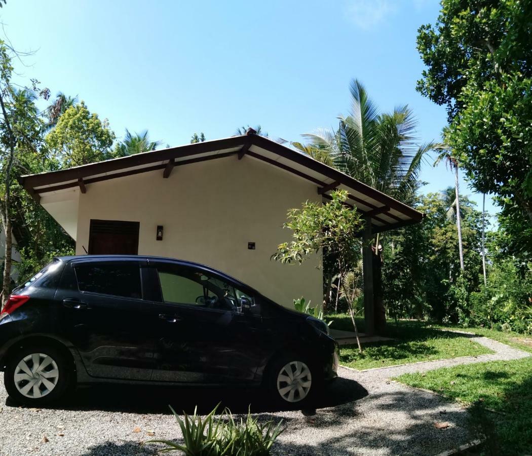 Sky Residencies Apartment Hikkaduwa Exterior photo